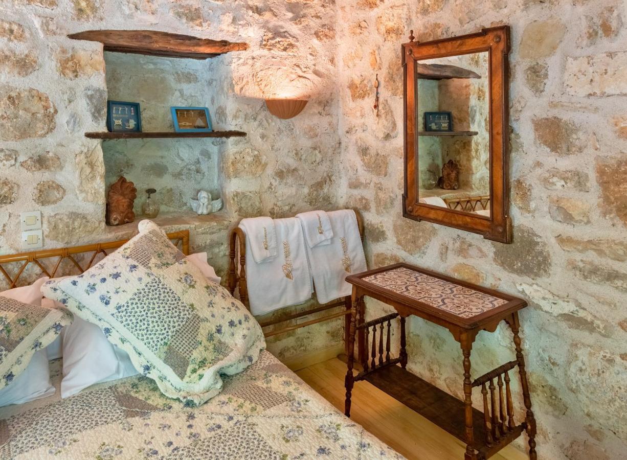 אפרטהוטל Katouna Pavezzo Country Retreat מראה חיצוני תמונה