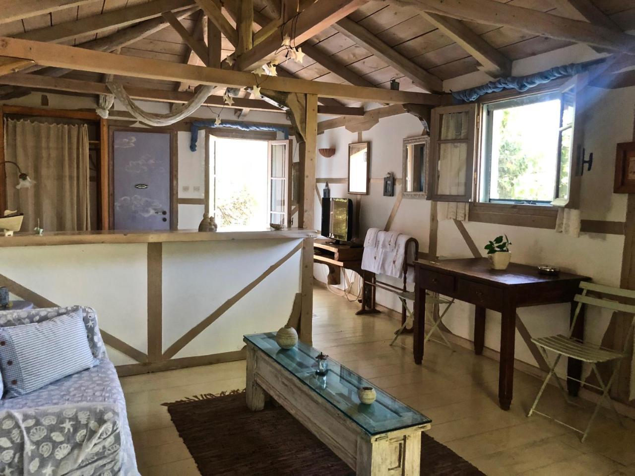 אפרטהוטל Katouna Pavezzo Country Retreat מראה חיצוני תמונה